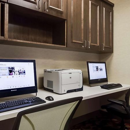 Hilton Garden Inn Bettendorf/ Quad Cities Екстер'єр фото