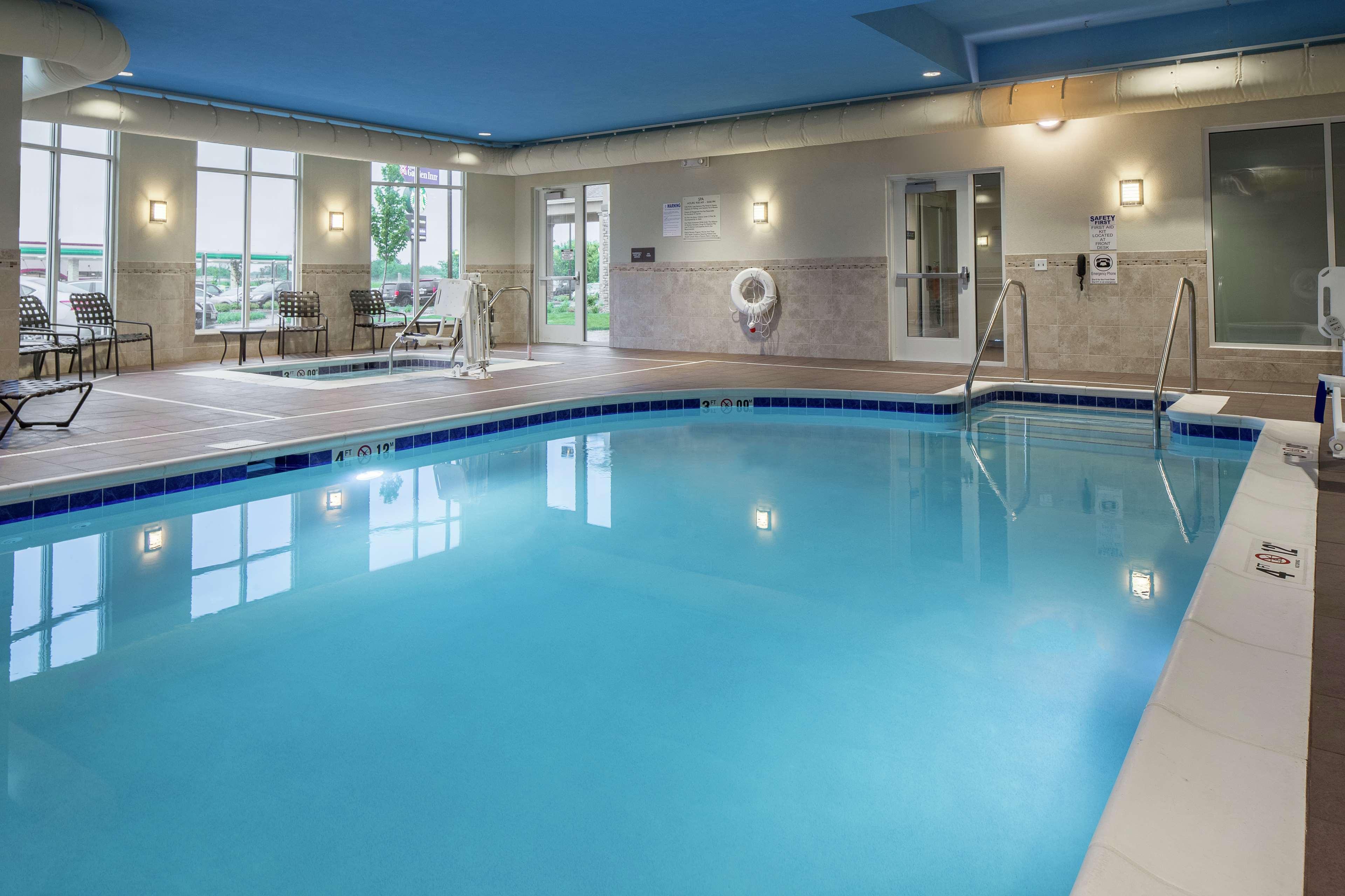 Hilton Garden Inn Bettendorf/ Quad Cities Екстер'єр фото