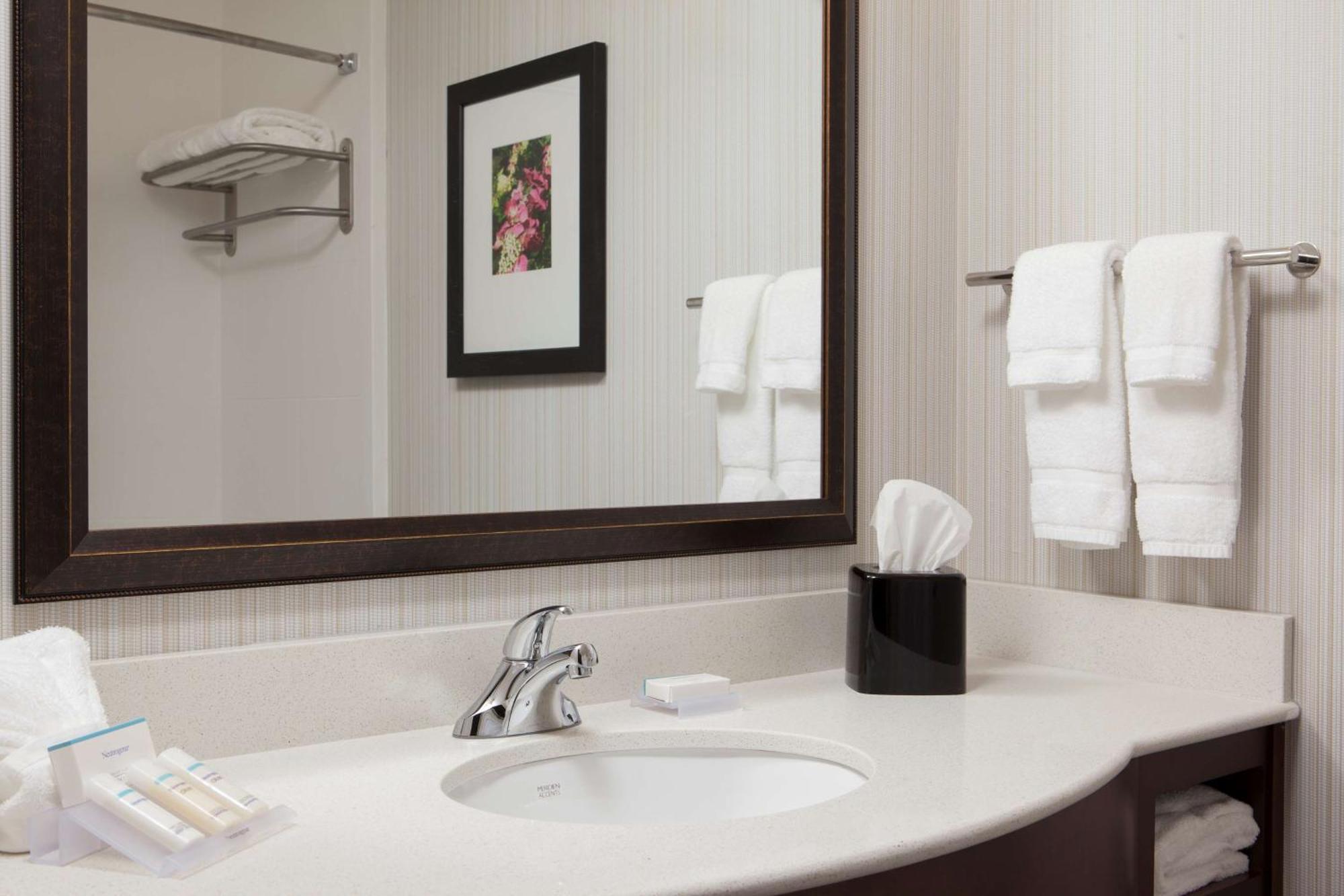 Hilton Garden Inn Bettendorf/ Quad Cities Екстер'єр фото